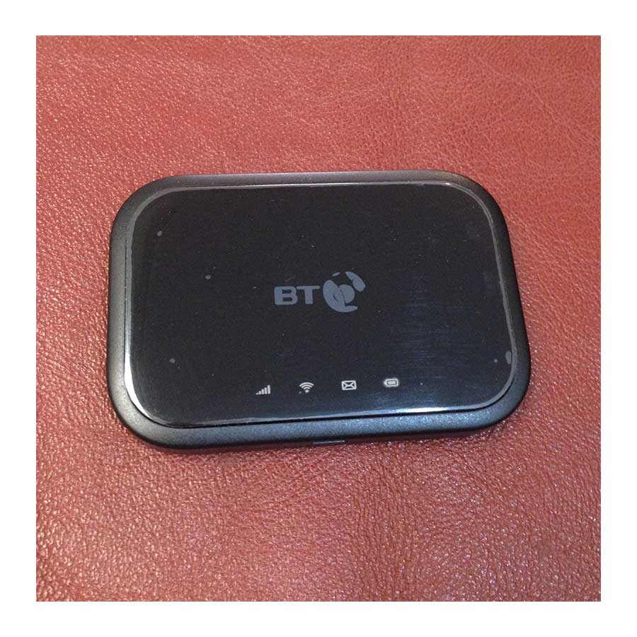 مودم روتر 4.5G LTE بی‌سیم و قابل حمل آلکاتل مدل BT70